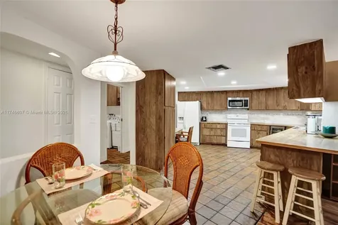 11033 NW 17th Place Coral Springs FL 33071