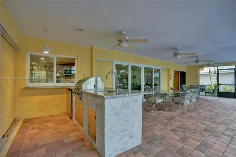 11033 NW 17th Place Coral Springs FL 33071