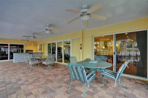 11033 NW 17th Place Coral Springs FL 33071
