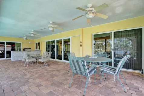 11033 NW 17th Place Coral Springs FL 33071