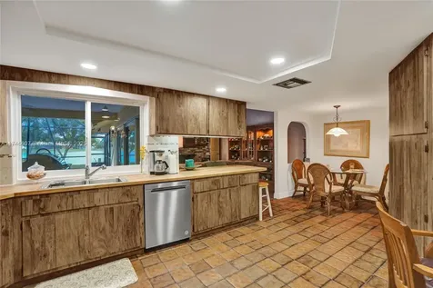 11033 NW 17th Place Coral Springs FL 33071