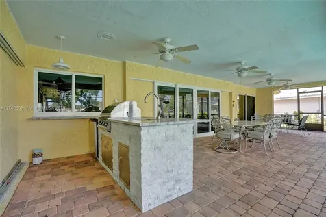 11033 NW 17th Place Coral Springs FL 33071