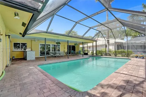 11033 NW 17th Place Coral Springs FL 33071