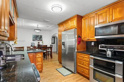1143 SW 22nd Terrace Miami FL 33129