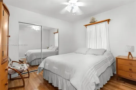 1143 SW 22nd Terrace Miami FL 33129