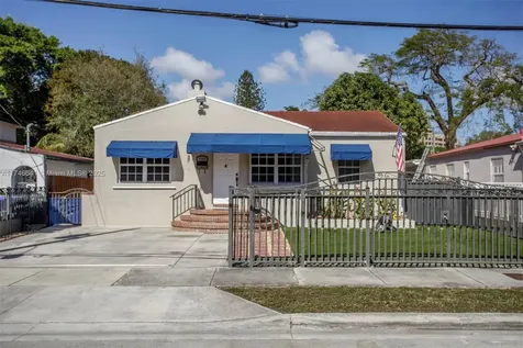 1143 SW 22nd Terrace Miami FL 33129