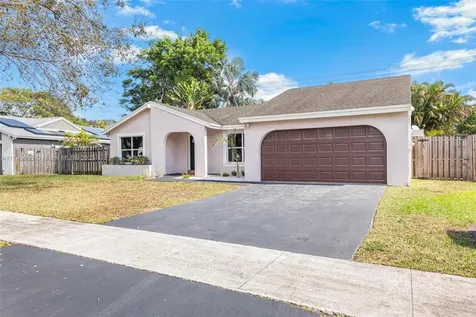 5210 SW 115th Avenue Cooper City FL 33330