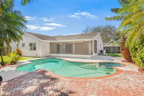 5210 SW 115th Avenue Cooper City FL 33330