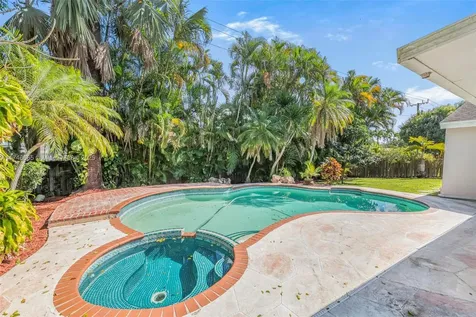 5210 SW 115th Avenue Cooper City FL 33330