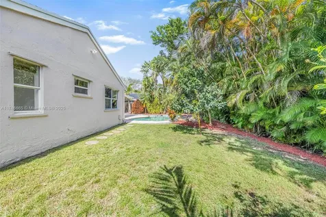 5210 SW 115th Avenue Cooper City FL 33330