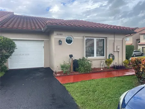 Lauderhill FL 33319