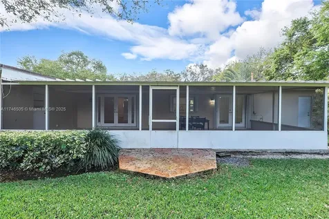 8341 SW 165th Terrace Palmetto Bay FL 33157
