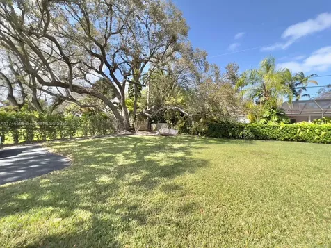 8341 SW 165th Terrace Palmetto Bay FL 33157