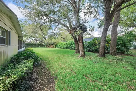 8341 SW 165th Terrace Palmetto Bay FL 33157