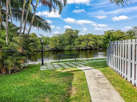 1967 NE 15th Avenue Fort Lauderdale FL 33305