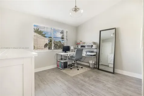 1967 NE 15th Avenue Fort Lauderdale FL 33305