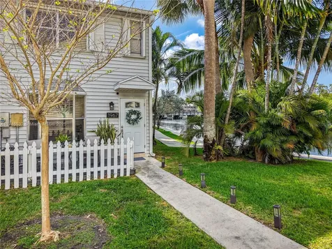 1967 NE 15th Avenue Fort Lauderdale FL 33305