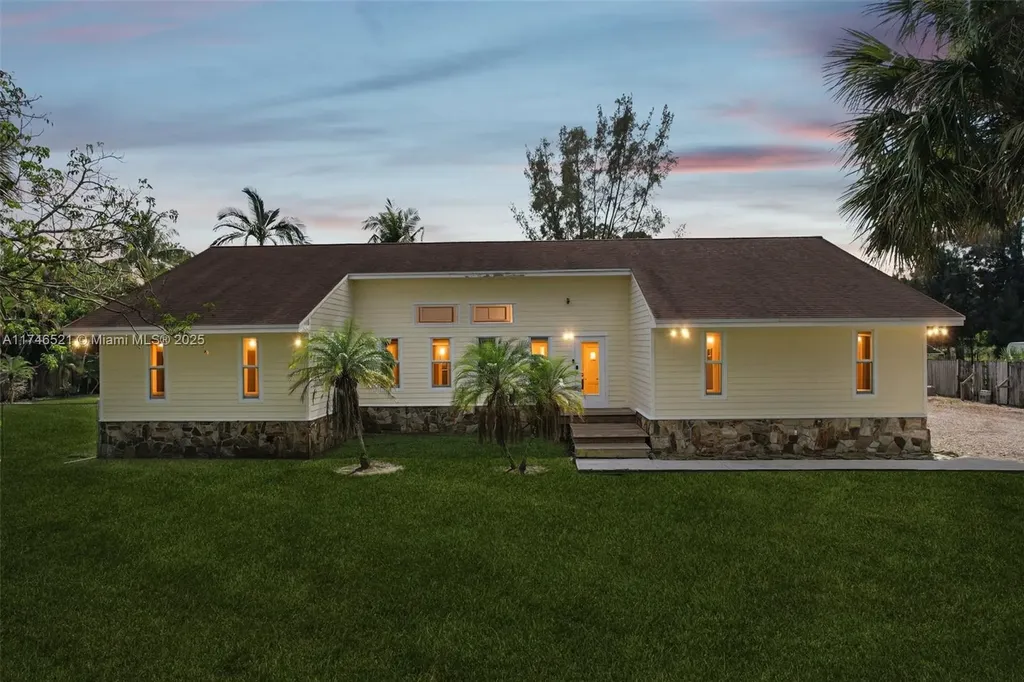 11352 Persimmon Boulevard West Palm Beach FL 33411