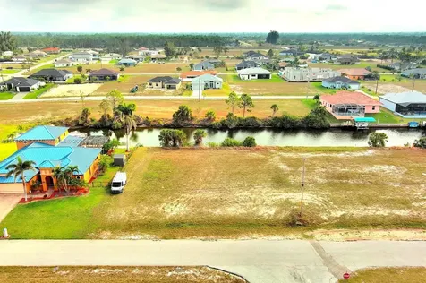 1939 NW 34th Place Cape Coral FL 33993