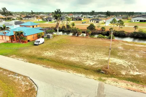 1939 NW 34th Place Cape Coral FL 33993