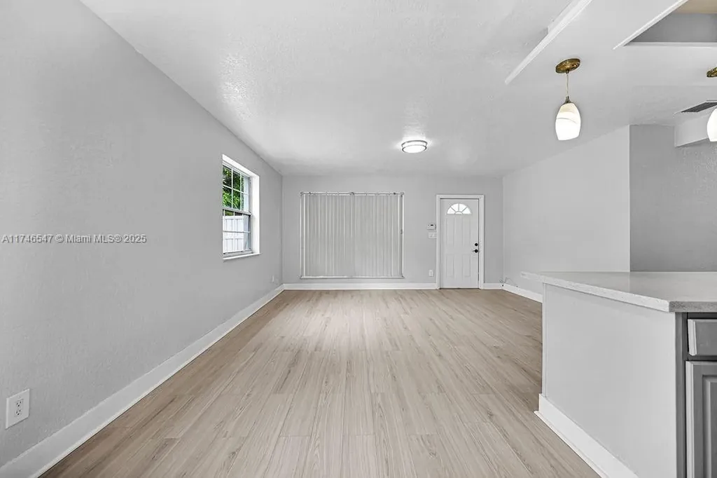 730 N 64th Avenue Hollywood FL 33024