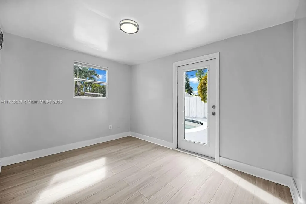 730 N 64th Avenue Hollywood FL 33024