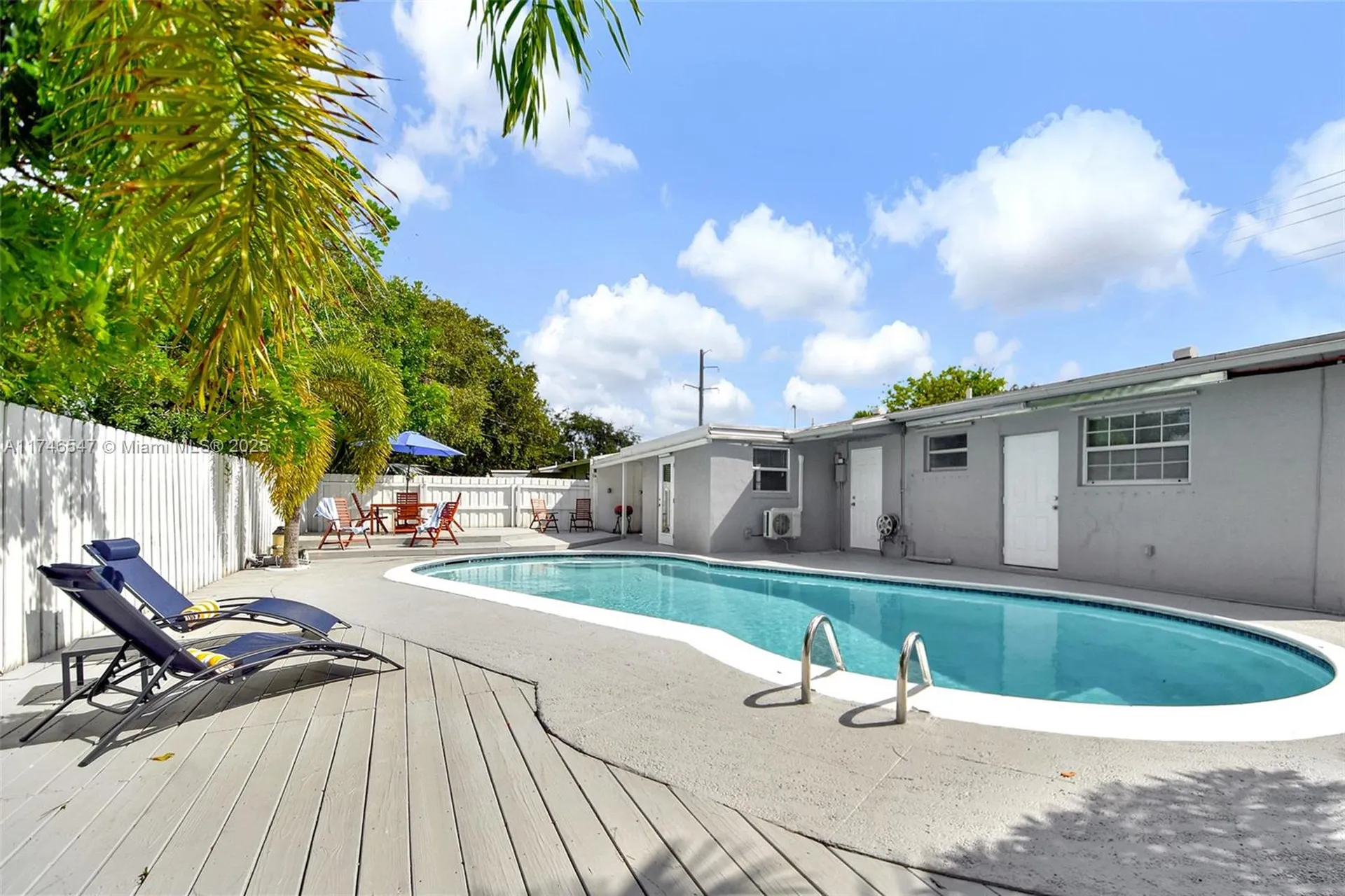 730 N 64th Avenue Hollywood FL 33024