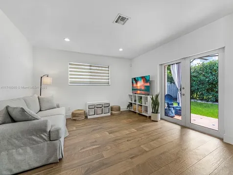 9620 SW 77th Street Miami FL 33173