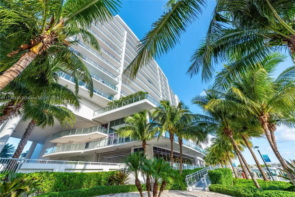 1180 N Federal Highway Fort Lauderdale FL 33304