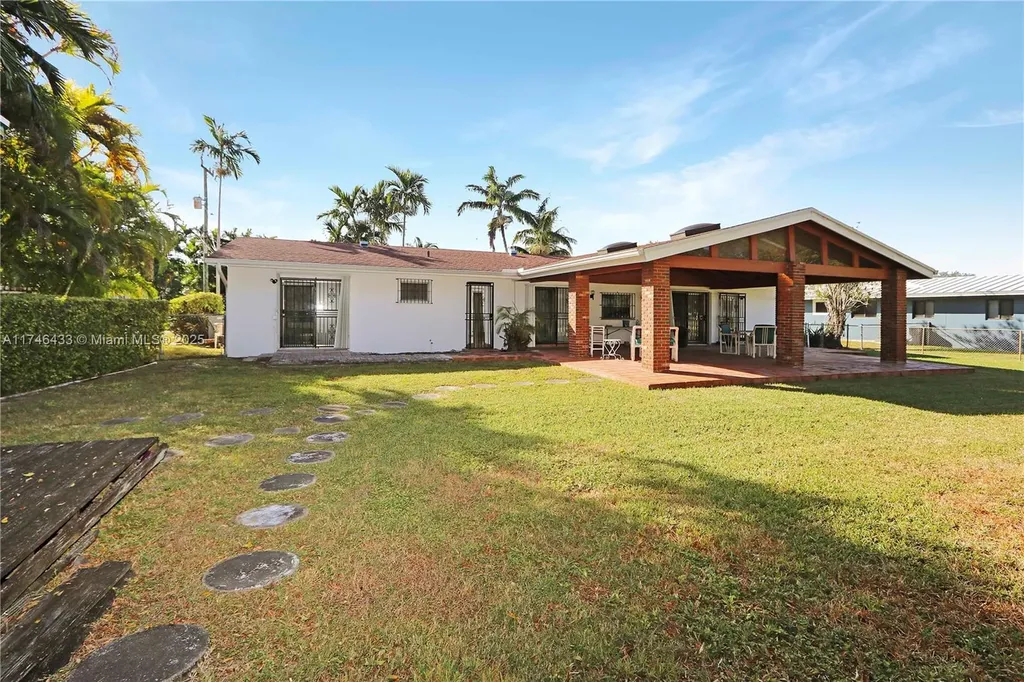 8851 SW 85th Street Miami FL 33173