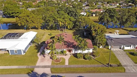 8851 SW 85th Street Miami FL 33173
