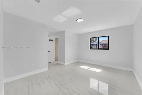 13748 SW 14th Street Miami FL 33184