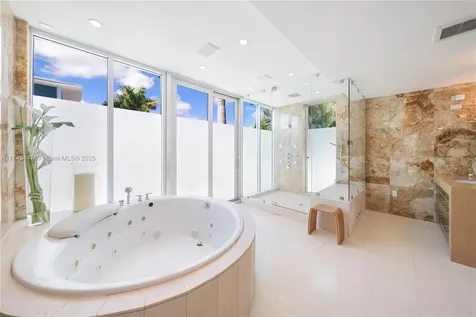 227 E Dilido Drive Miami Beach FL 33139