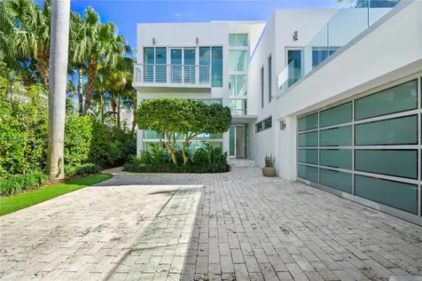 227 E Dilido Drive Miami Beach FL 33139