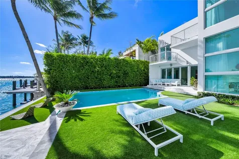 227 E Dilido Drive Miami Beach FL 33139