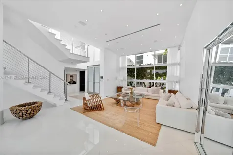 227 E Dilido Drive Miami Beach FL 33139