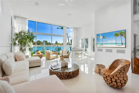227 E Dilido Drive Miami Beach FL 33139