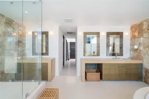 227 E Dilido Drive Miami Beach FL 33139