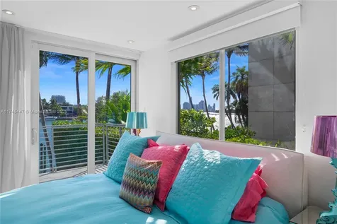 227 E Dilido Drive Miami Beach FL 33139