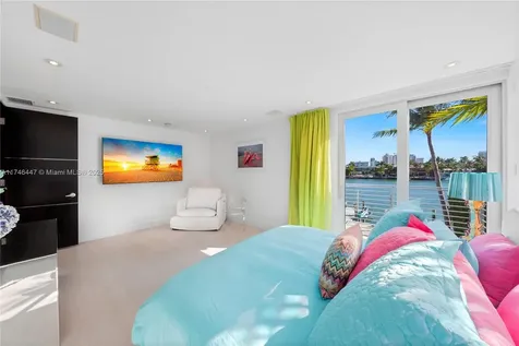 227 E Dilido Drive Miami Beach FL 33139