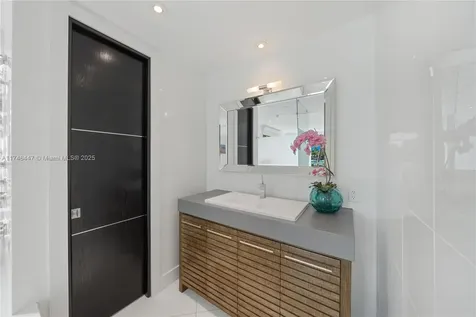 227 E Dilido Drive Miami Beach FL 33139