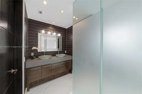227 E Dilido Drive Miami Beach FL 33139