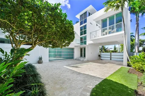 227 E Dilido Drive Miami Beach FL 33139