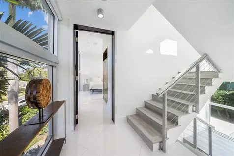 227 E Dilido Drive Miami Beach FL 33139