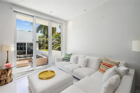 227 E Dilido Drive Miami Beach FL 33139