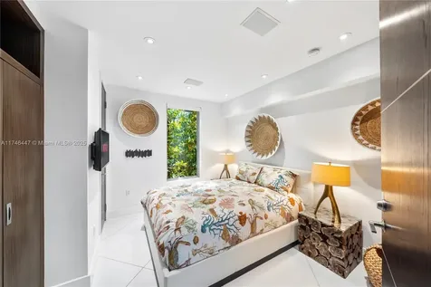 227 E Dilido Drive Miami Beach FL 33139