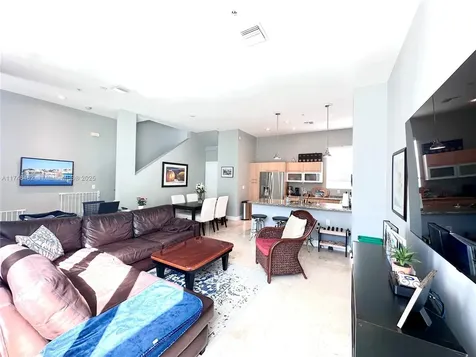 317 NE 7th Street Fort Lauderdale FL 33304