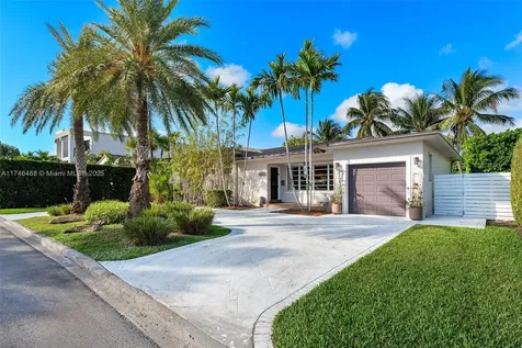 8842 Froude Avenue Surfside FL 33154