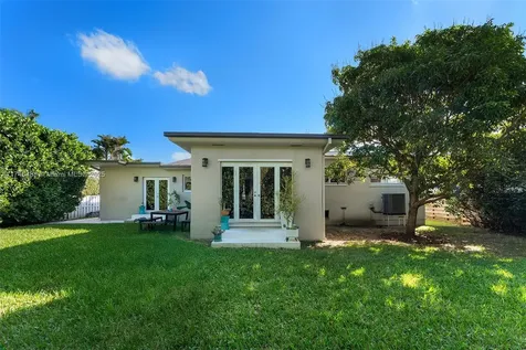 8842 Froude Avenue Surfside FL 33154