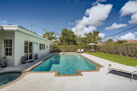 3830 NE 22nd Terrace Lighthouse Point FL 33064